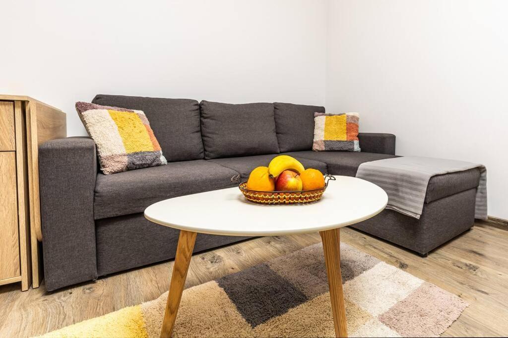 Appartamento 'Little Little' House In The Town Center & Parking Plovdiv Esterno foto