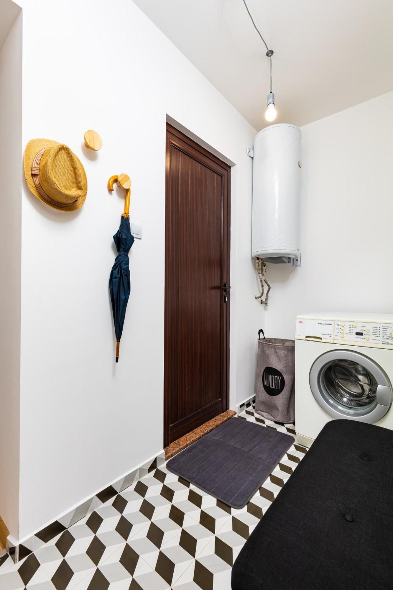 Appartamento 'Little Little' House In The Town Center & Parking Plovdiv Esterno foto